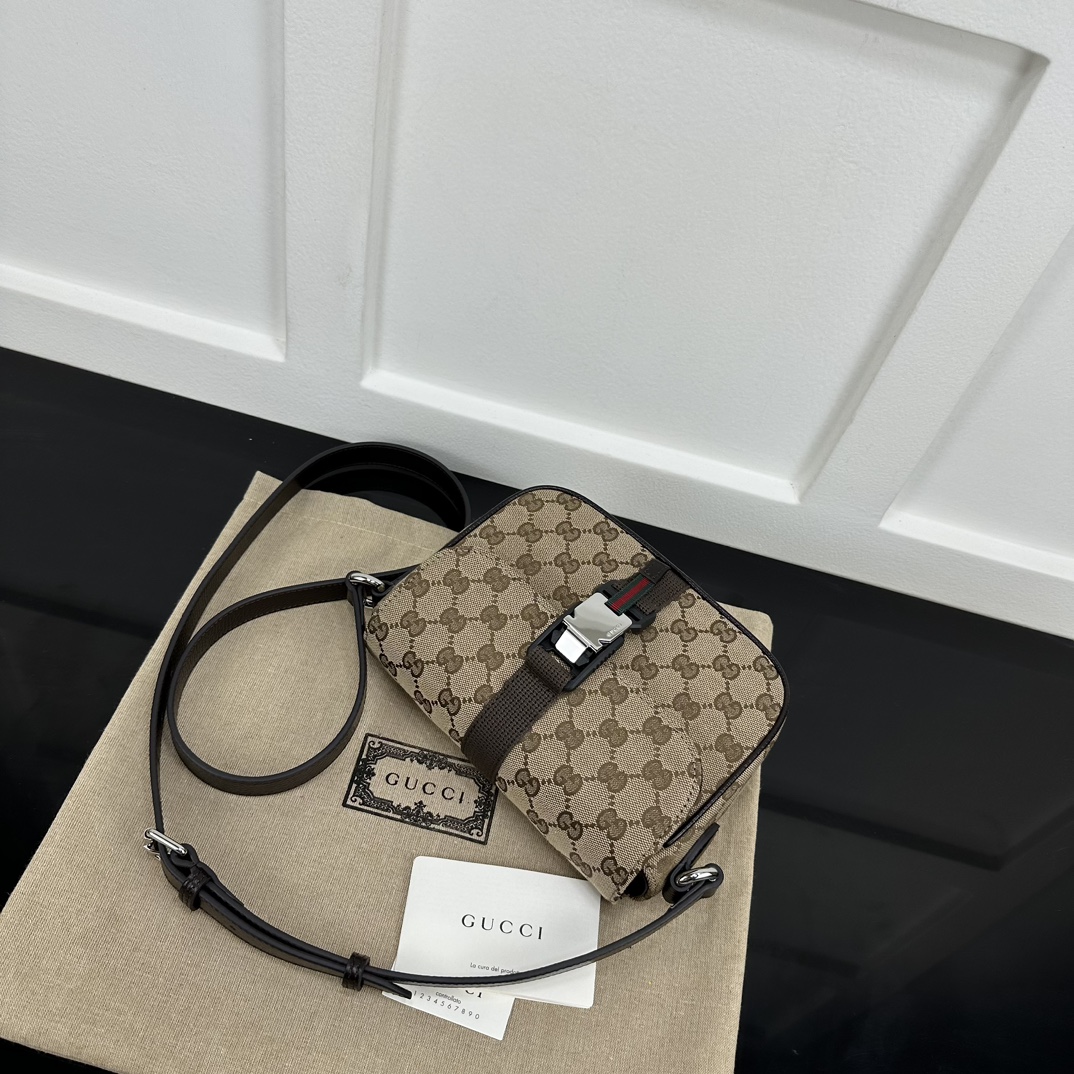 Gucci Satchel Bags